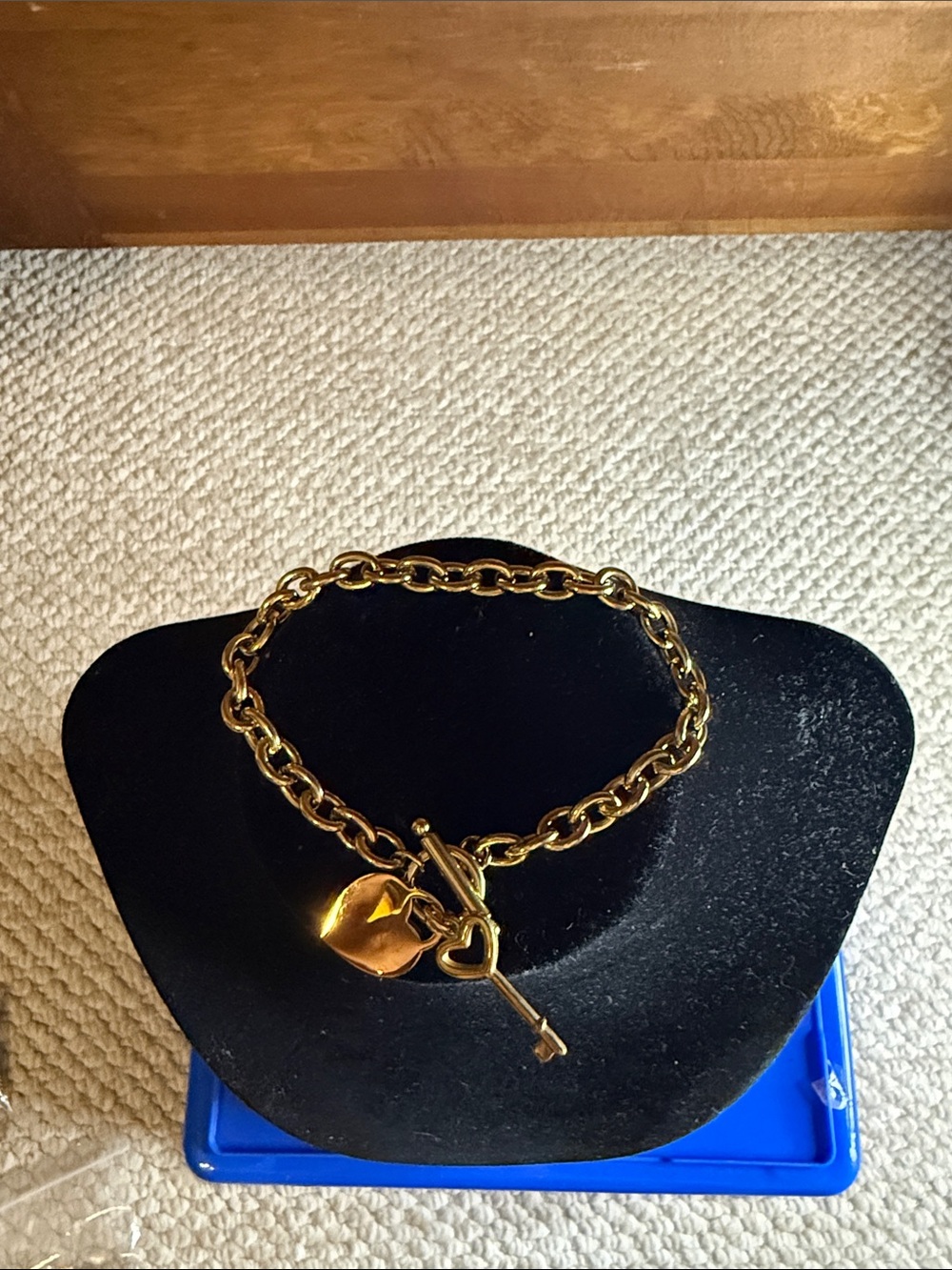 Gold Toggle Chain Bracelet with Heart and Key Charm